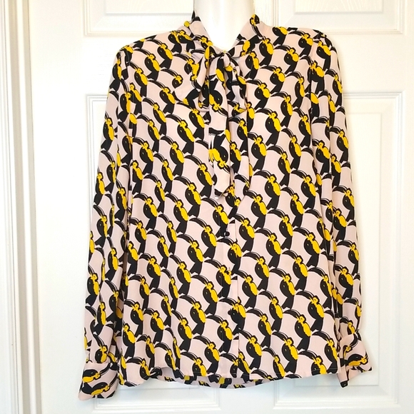Avec Les Filles Tops - Alec Les Filles Womens Tucans Button Up Bow Tie Collar Blouse